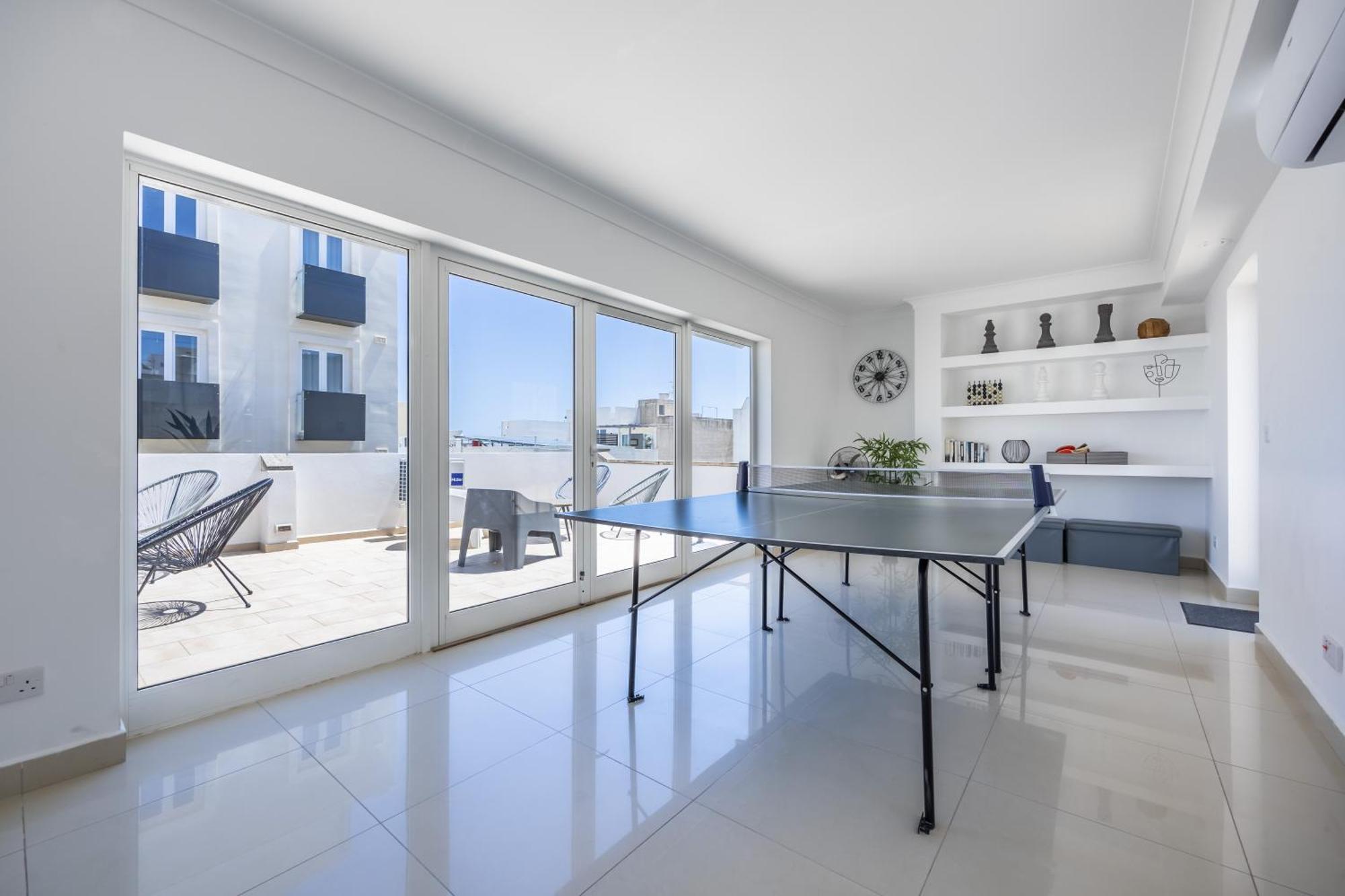 Hard To Come By - Modern & Huge House In Sliema Extérieur photo