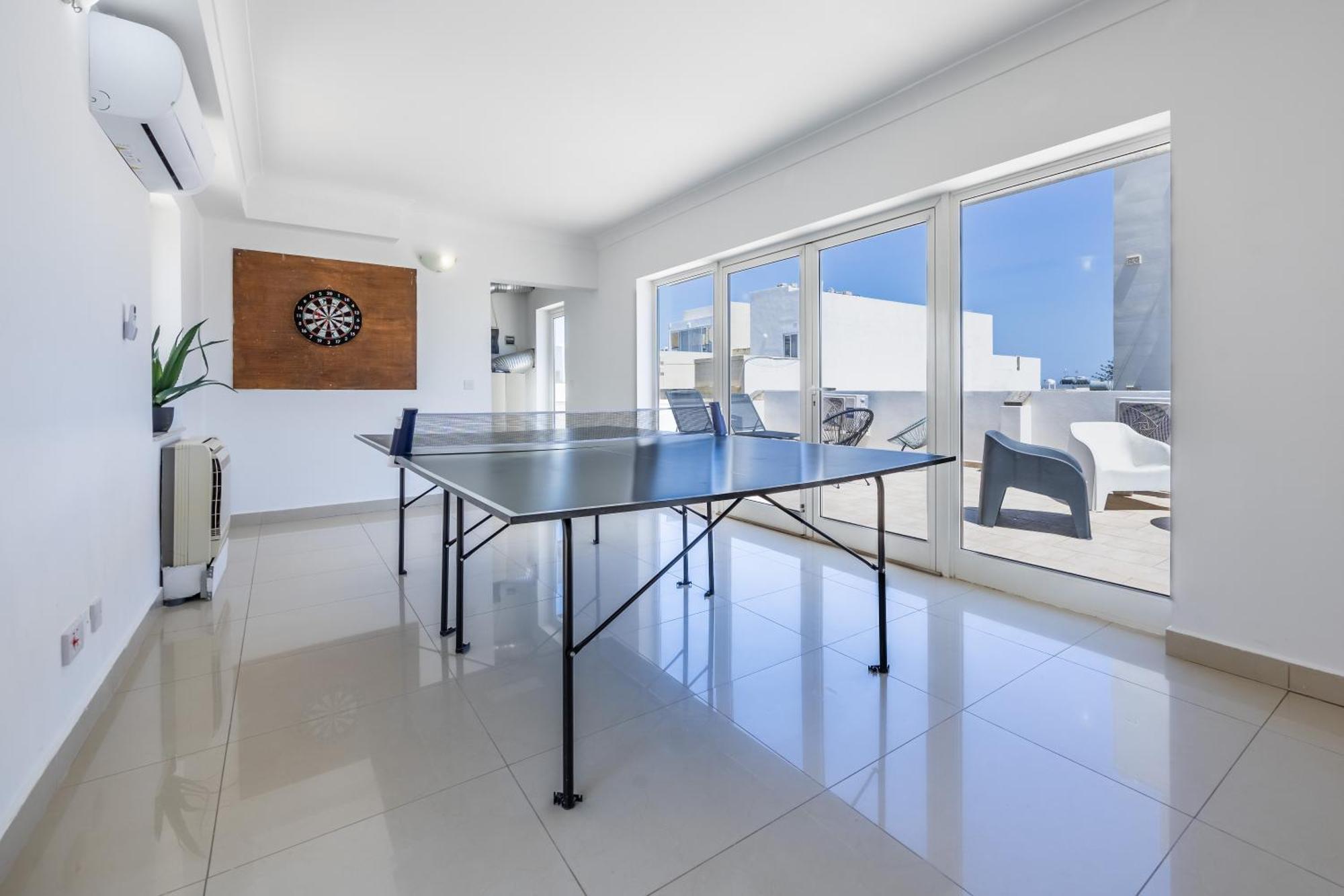Hard To Come By - Modern & Huge House In Sliema Extérieur photo