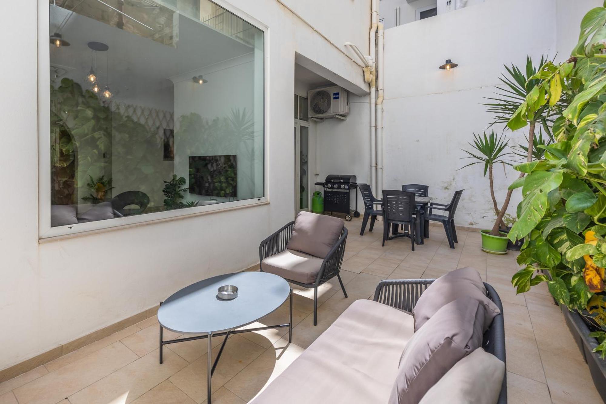 Hard To Come By - Modern & Huge House In Sliema Extérieur photo